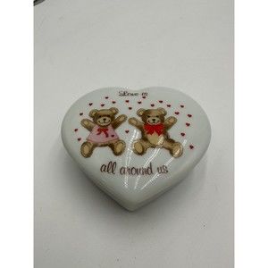 Vtg Papel Japan California’s Souvenir trinketbox heart love is around us bears